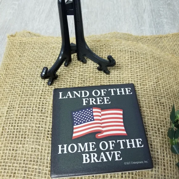 "Land Of The Free" Stone Coater W/ Easel - Picture 2 of 5